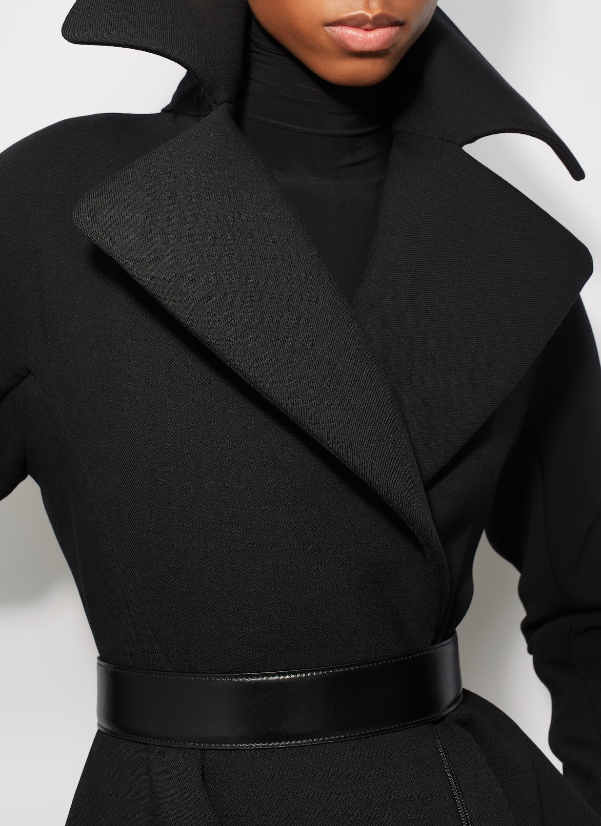 Wool princess coat ALAÏA BLACK WOOL PRINCESS COAT